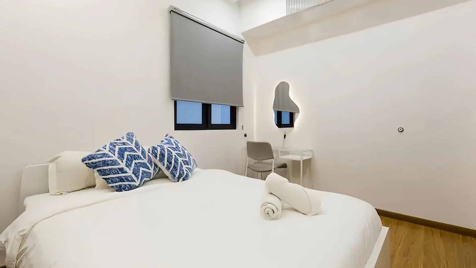 Apartment Beacon Executive Suite George Town